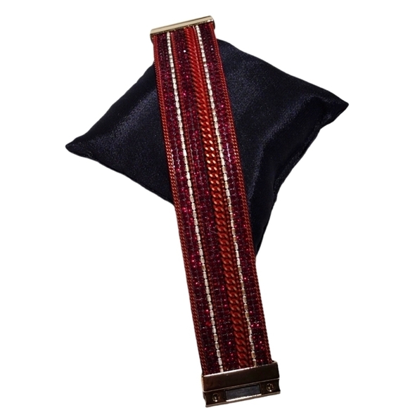 Crystal & Leather Magnetic Bracelet NWOT - Picture 3 of 3